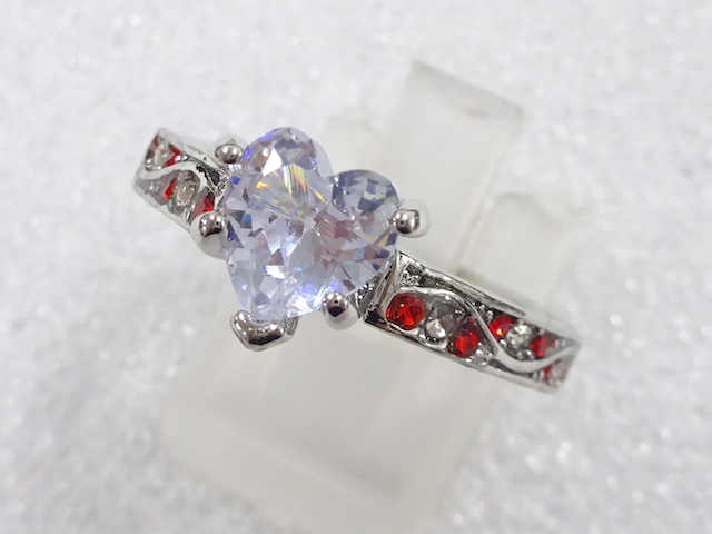 JAPANESE KIMONO / ANTIQUE CRYSTAL RING (SIZE 15.5)
